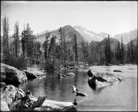 Longs_Peak_from_Bear_Lake