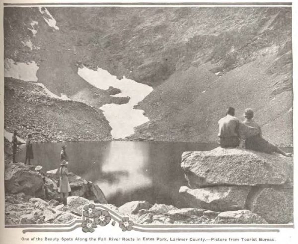 Tourists along Fall River Route, Estes Park